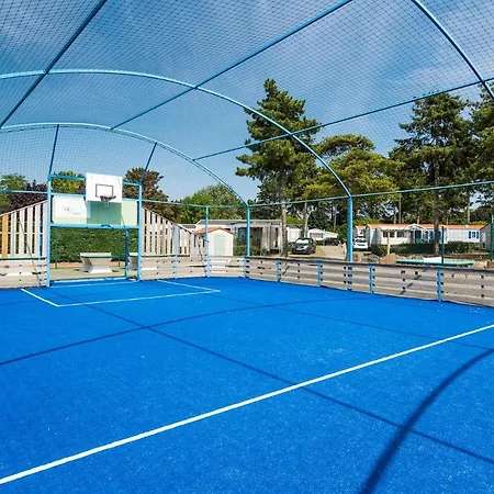Camping Les Brunelles ***** - Maeva Longeville-sur-Mer